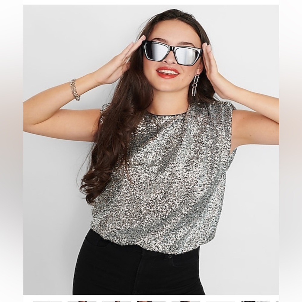 Express Sequin Ruched Strong Shoulder top, sz L